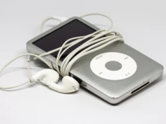The Popularity and Versatility of Apple iPods and Their Accessories